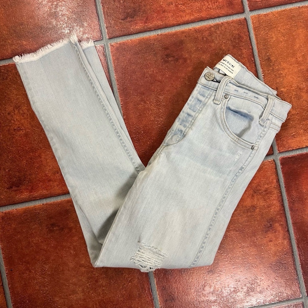 McGuire Light Wash Distressed Frayed Hem Jeans Size 26